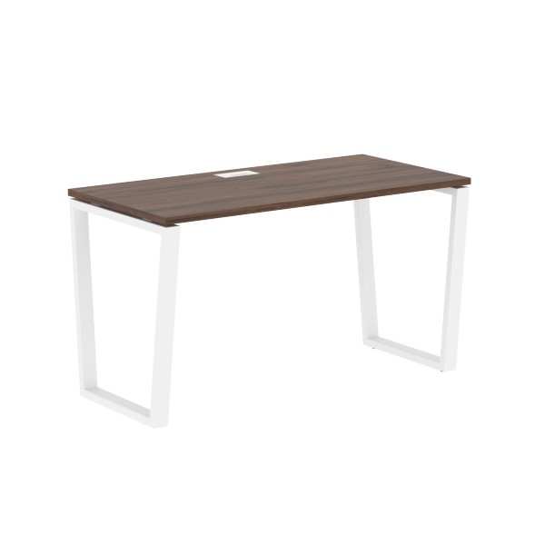 Стол прямой EVST 1367 1360х670х750 EDIS